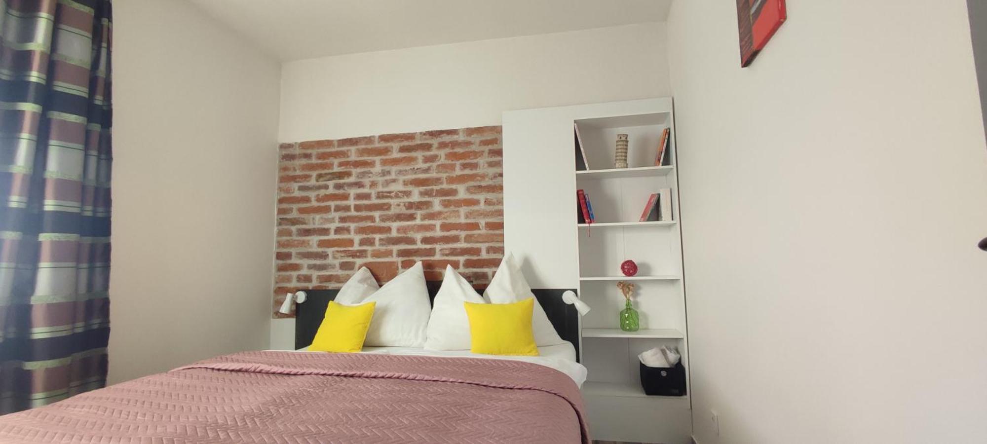 Koller Apartmanhaz Sárvár المظهر الخارجي الصورة